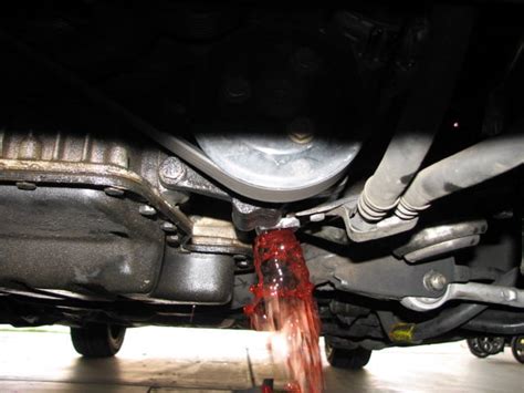 what causes transmission fluid to leak|8 Causes of Transmission Fluid Leaks (and Repair。